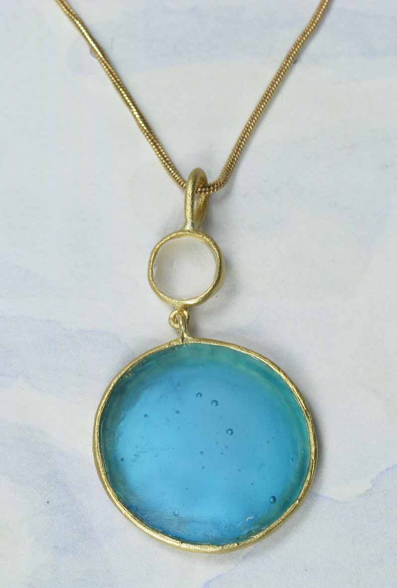Round Cast Glass Necklace in Pearl-Turquoise